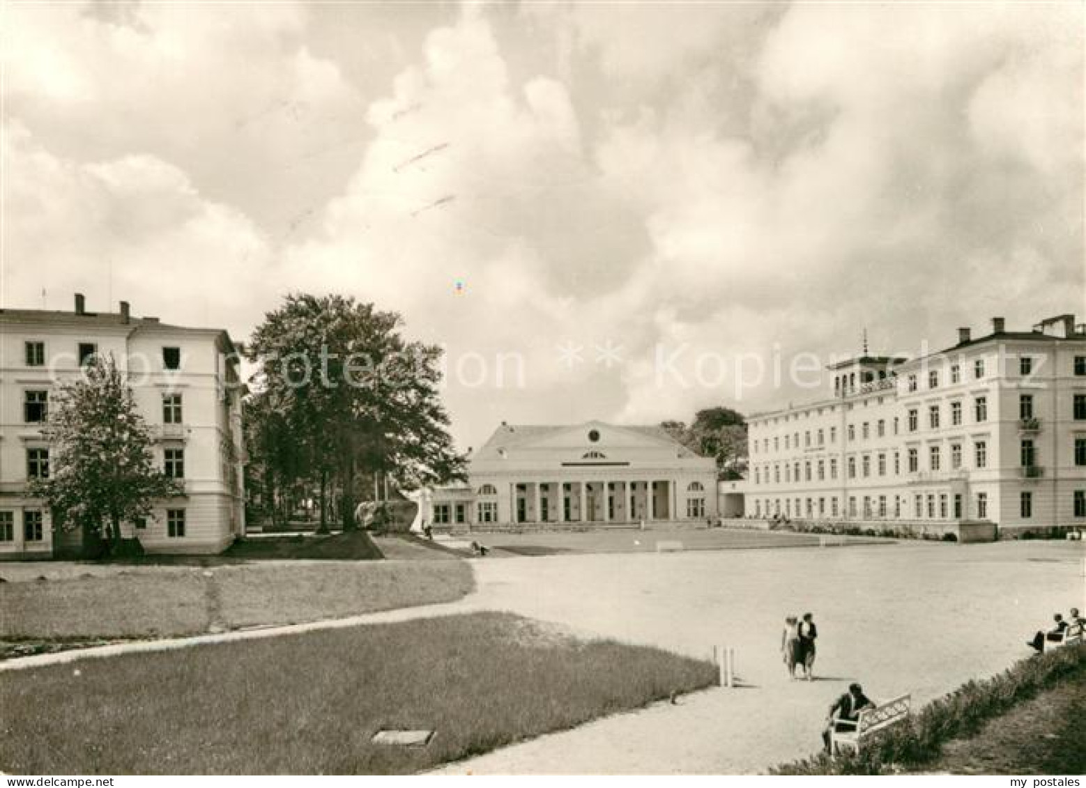 73132883 Heiligendamm Ostseebad Kurhaus Und Haus Mecklenburg Heiligendamm Ostsee - Heiligendamm