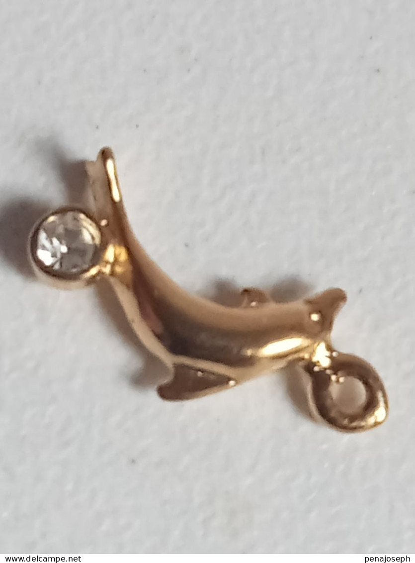 Petit Pendentif Dauphin Avec Brillant Longueur 1 Cm - Hangers