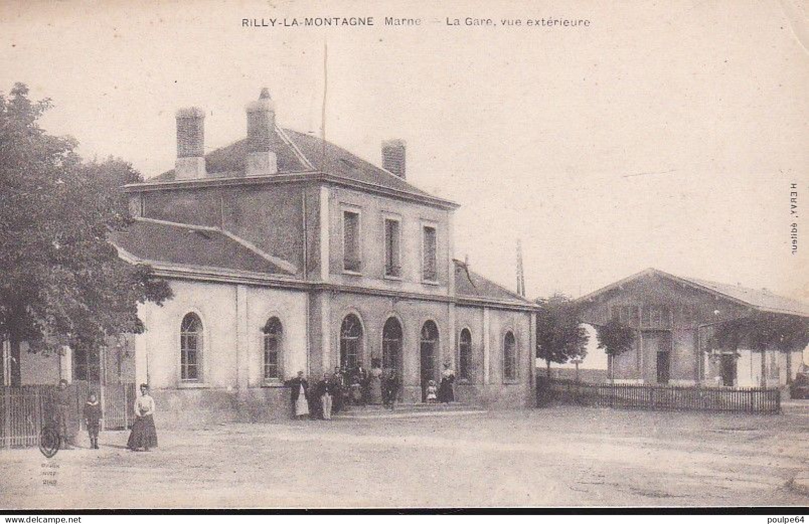 La Gare : Vue Extérieure - Rilly-la-Montagne