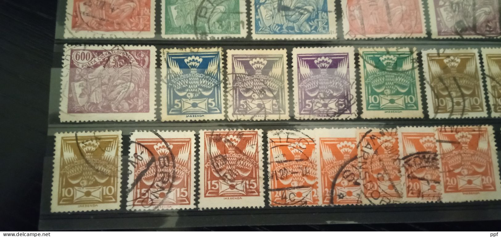 Ceskoslovensko usati lotto dentellati. I francobolli sono in ottime condizioni, entra e guarda le immagini.