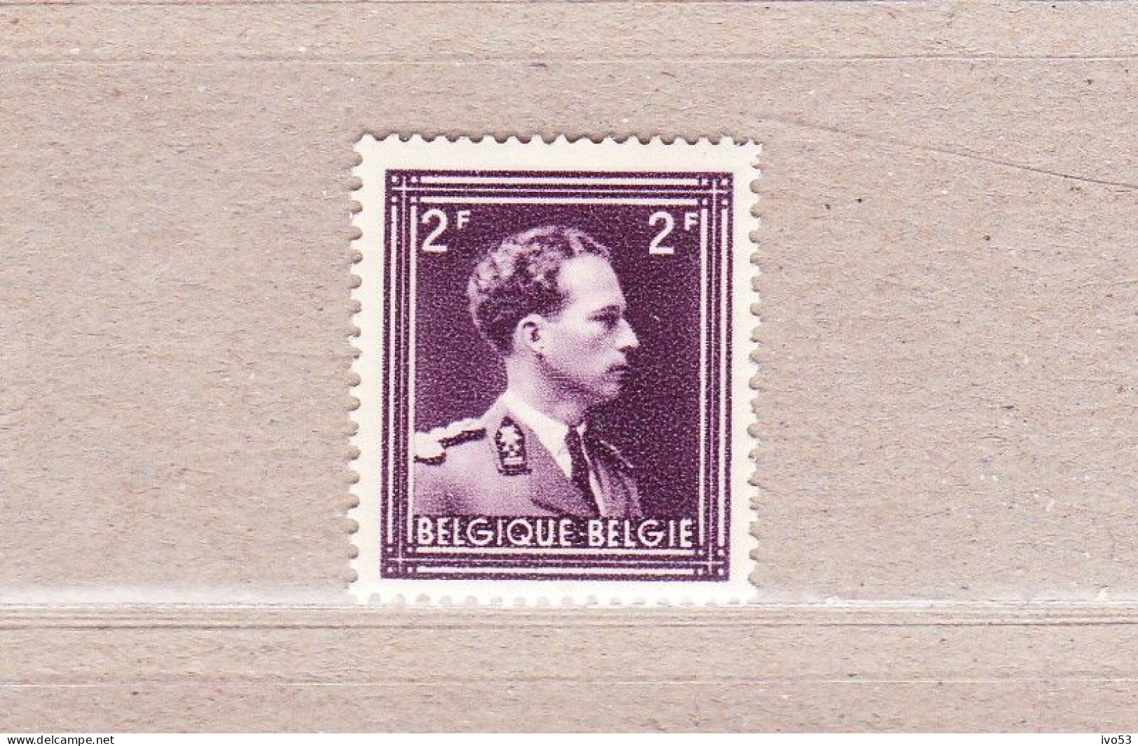 1943 Nr 643* Met Scharnier,zegel Uit Reeks Leopold III.OBP 1,75 Euro. - 1936-1957 Open Collar