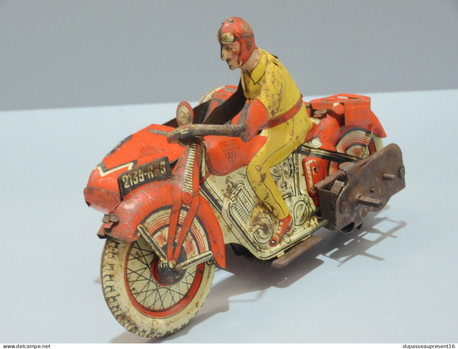 -JOUET ANCIEN JML MOTO SIDE CAR TOLE MECANIQUE 16,2 cm Sorti de Grenier VITRINE    E