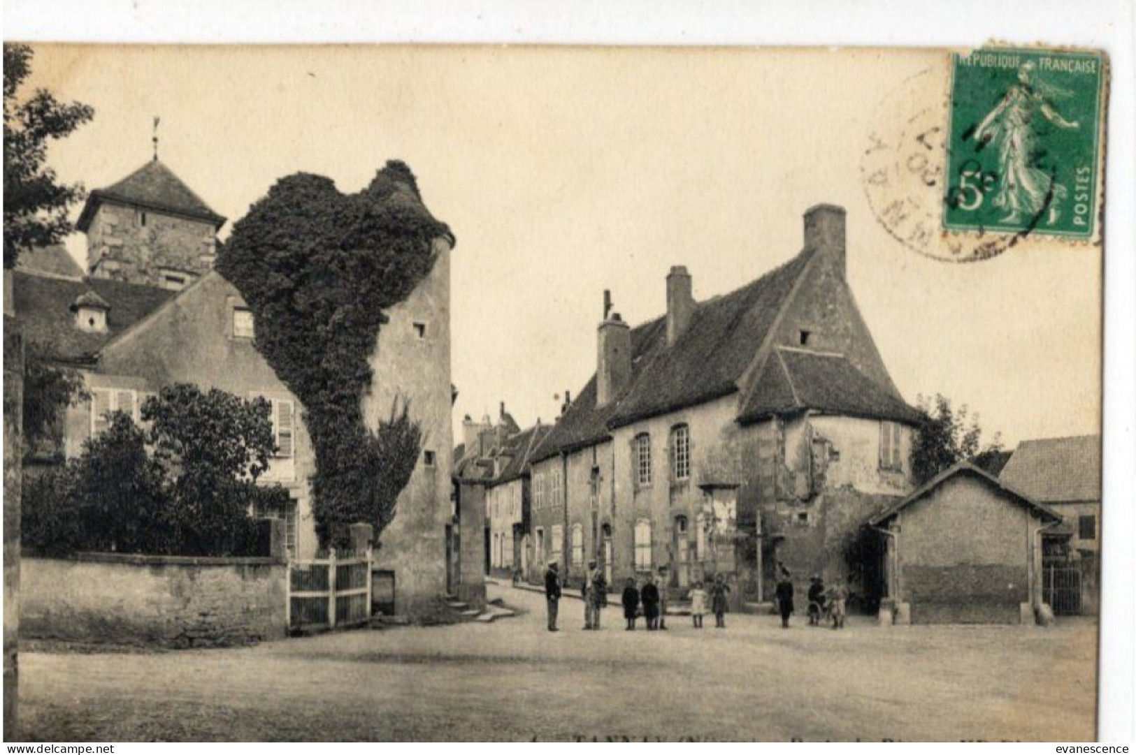 Tannay :  Porte De Bèze   /// Ref Mars 24. /// BO. 58 - Tannay