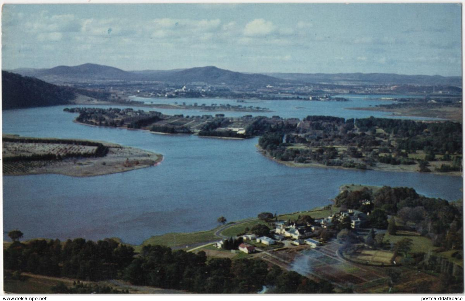 Aerial View Over Government House Looking To Canbera City Beyond - Autres & Non Classés