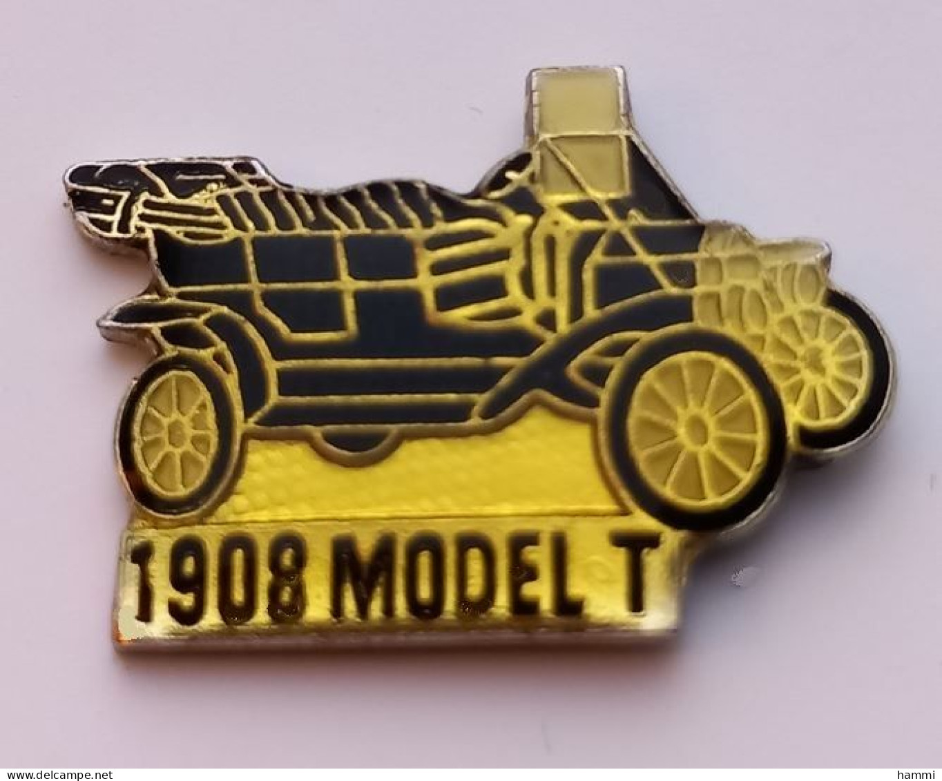 V294 Pin's FORD MODEL T 1908 Achat Immédiat - Ford