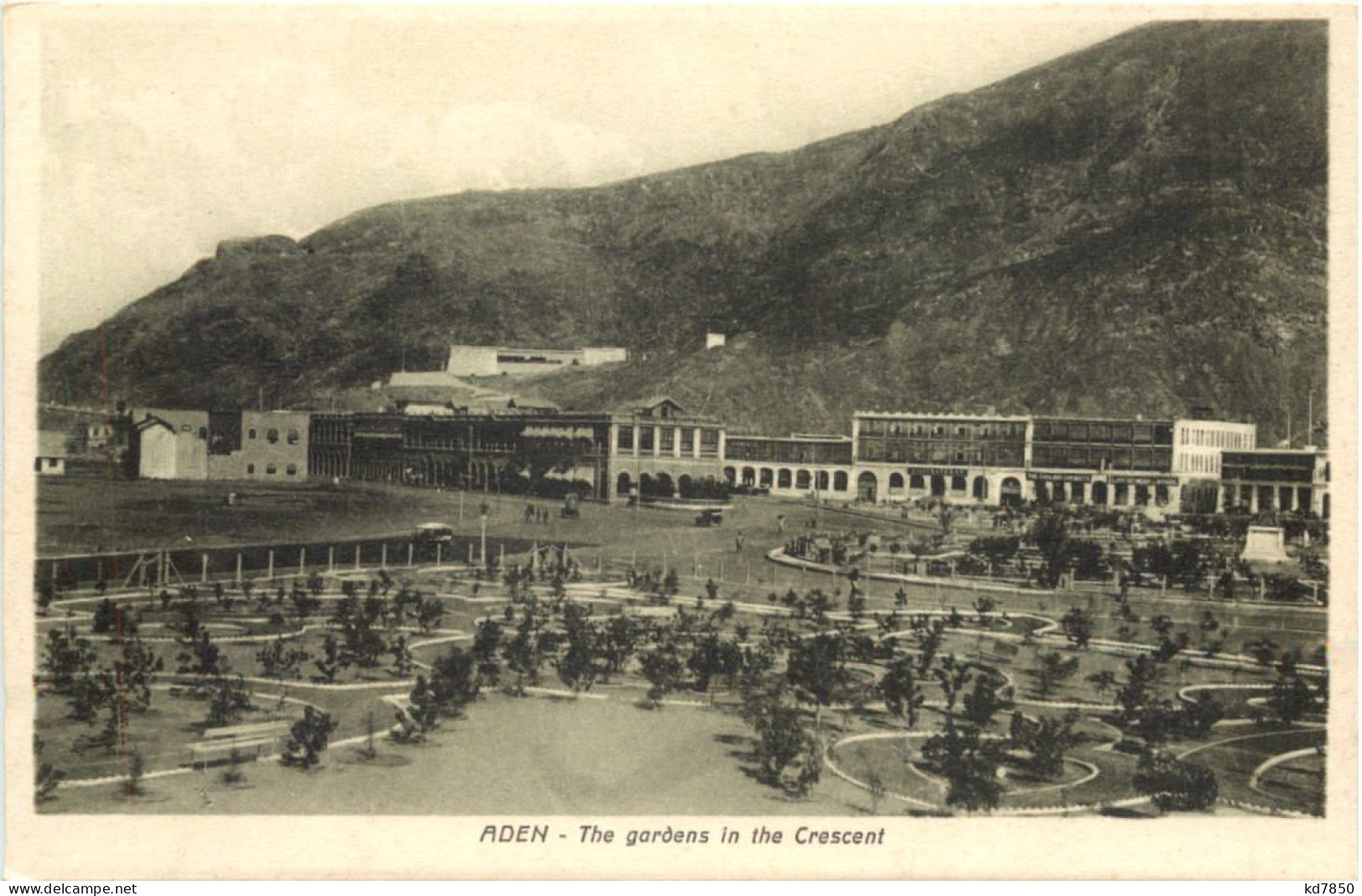 Aden - The Gardens In The Crescent - Jemen