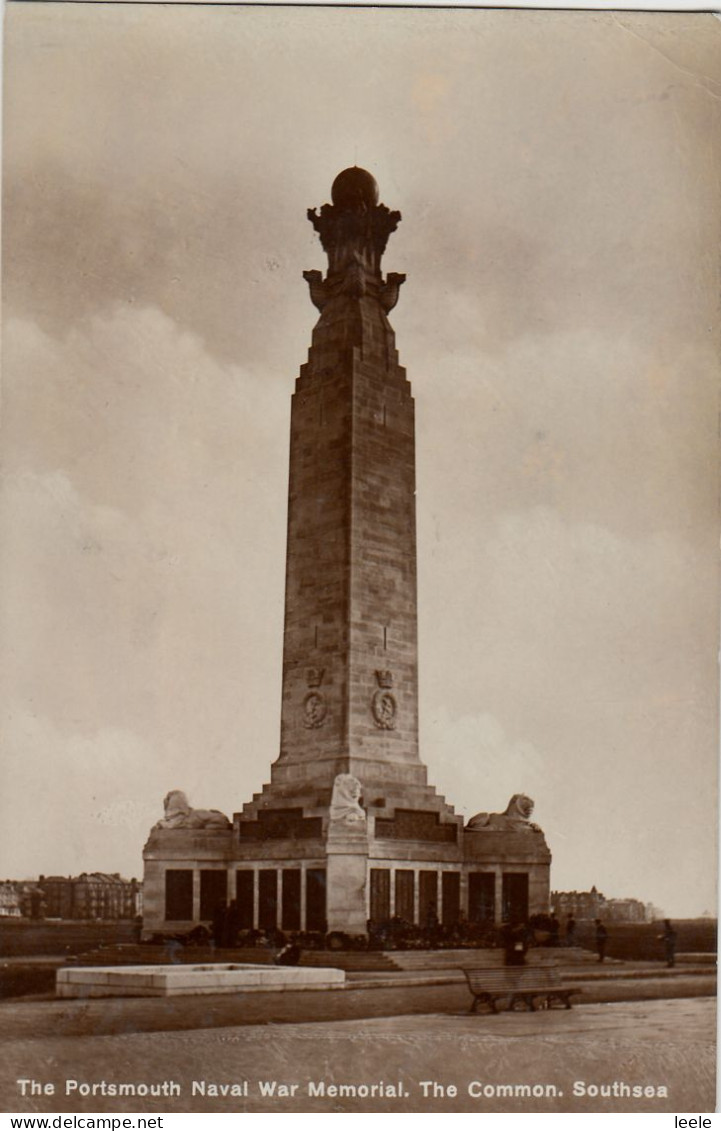 CB59. Vintage Postcard. The Portsmouth Naval War Memorial. The Common. Southsea - Southsea