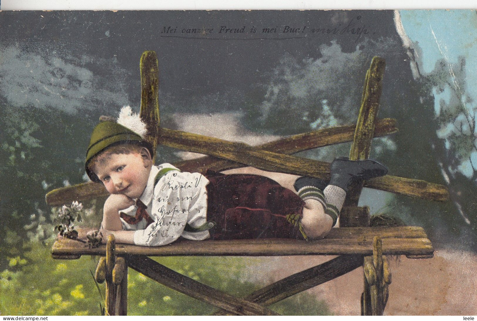CB34. Vintage Postcard. Boy Relaxing On A Bench. - Verzamelingen & Reeksen