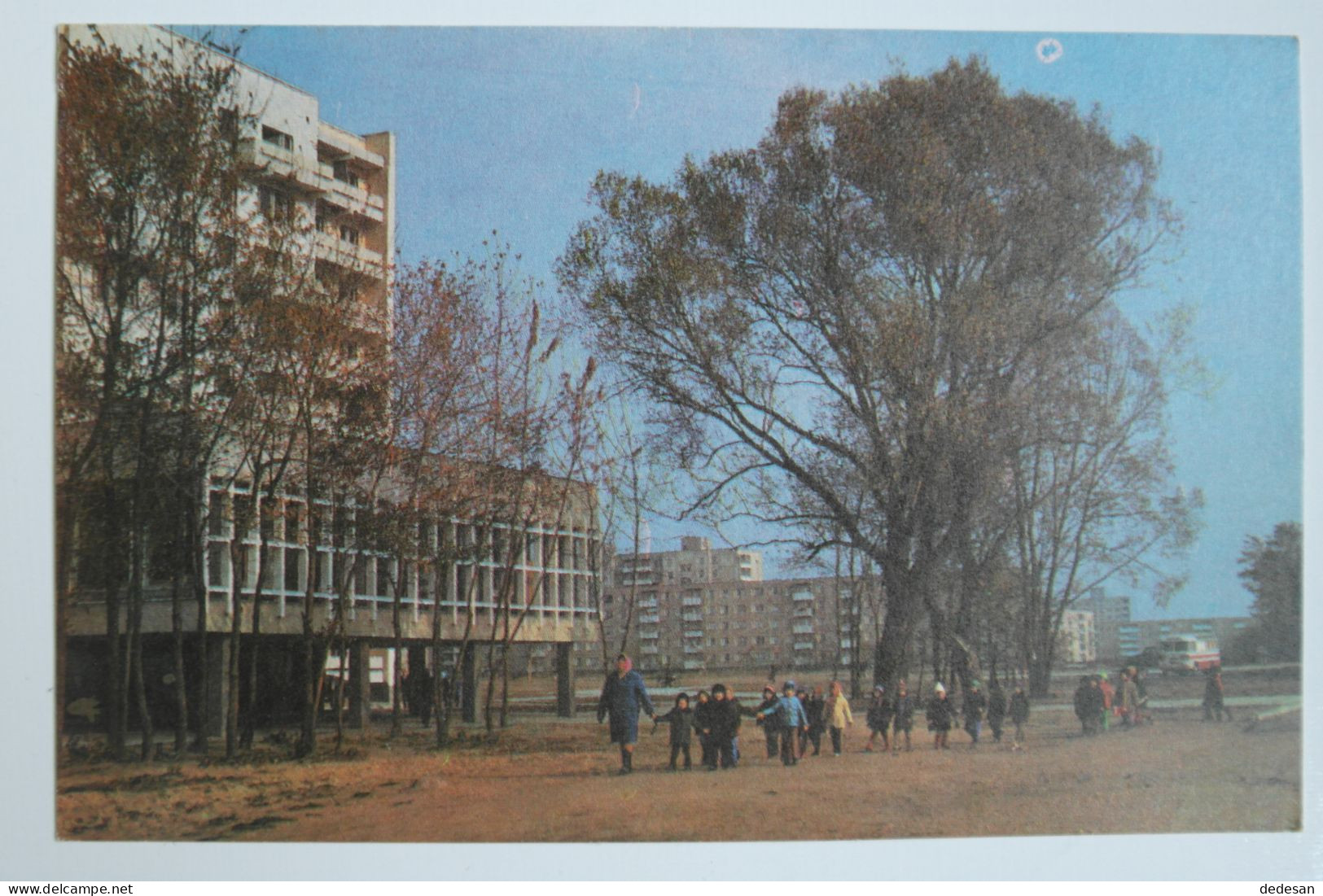 Lot 4 Cpsm cinéma Belarus Rue Koupala Sur le quai Quartier Vostok - NOV69