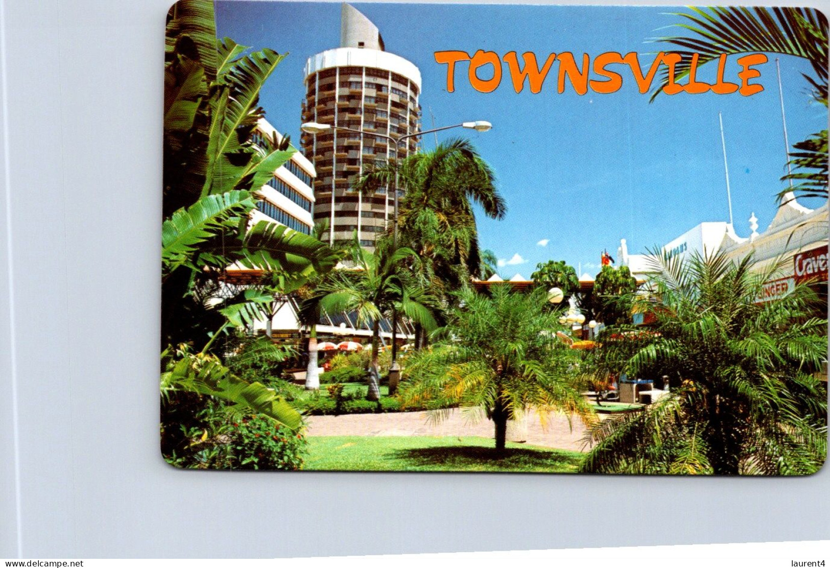 5-3-2024 (2 Y 11) Australia - QLD - City Of Townsville  (2 Postcards) - Sunshine Coast