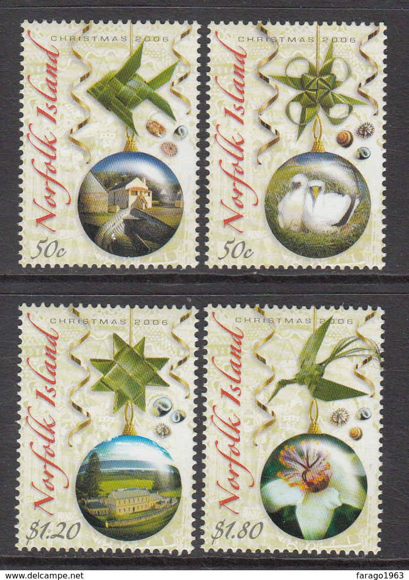 2006 Norfolk Island  Christmas Noel Flowers  Complete Set Of 4 MNH - Norfolk Island