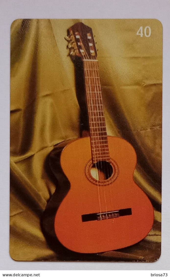 Musical Instruments, Viola, Guitar.  Brasil Telecom.  2008  Used - Autres - Amérique