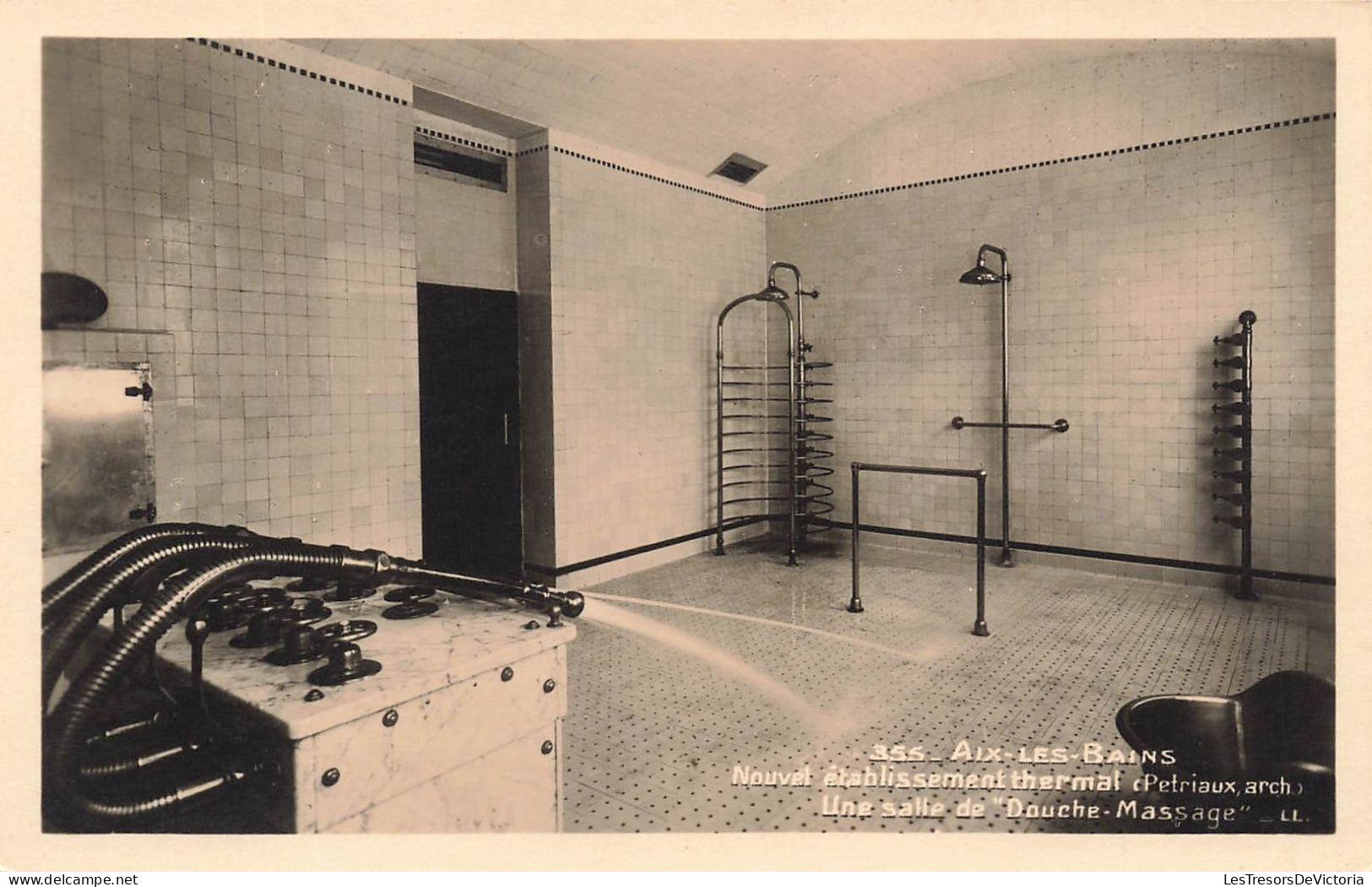 FRANCE - Aix Les Bains - Nouvel établissement Thermal - Une Salle De Douche-massage - LL - Carte Postale Ancienne - Aix Les Bains