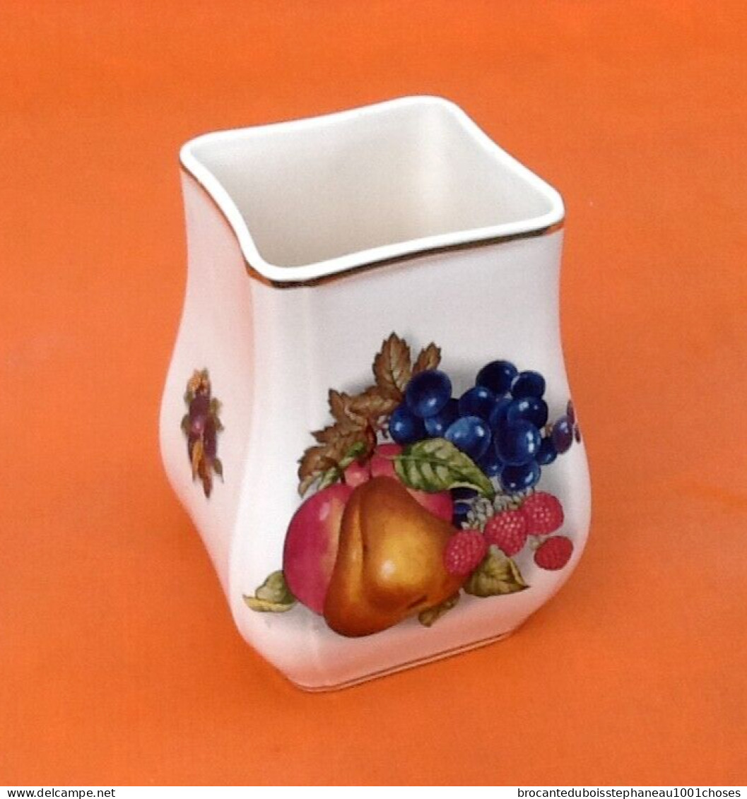 Vase Céramique Polychrome   Décor De Fruits (pommes, Raisins, Poires...) - Autres & Non Classés