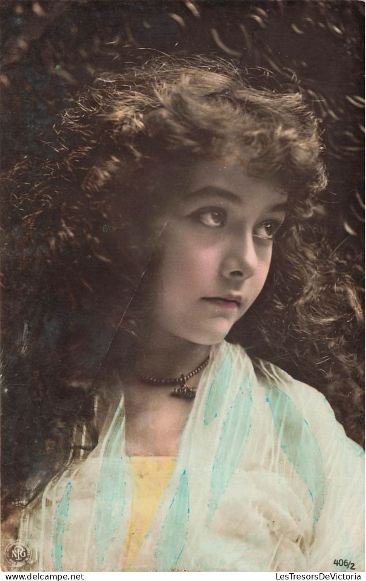 ENFANTS - Portraits - Jeune Fille - Carte Postale Ancienne - Portraits