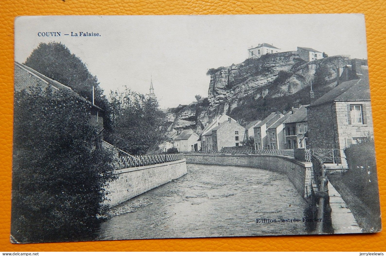 COUVIN  -  La Falaise  -  1914 - Couvin