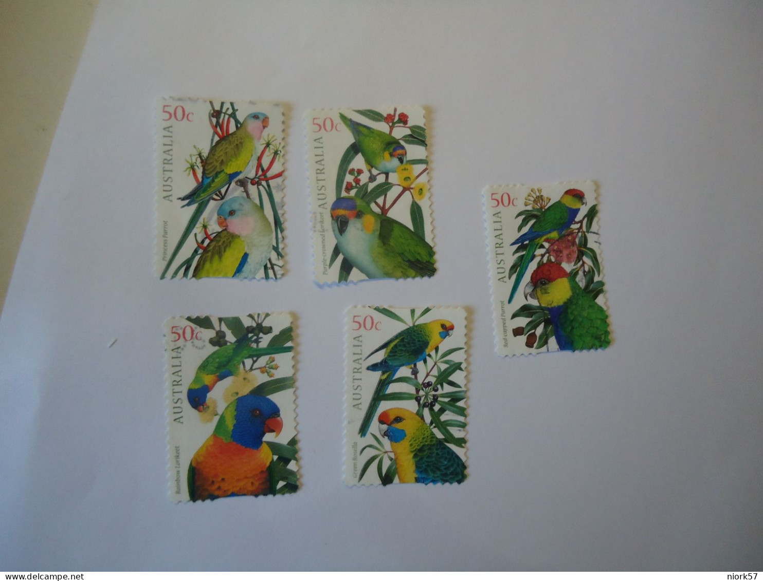 AUSTRALIA  MNH  5   STAMPS  BIRDS BIRD PARROTD - Parrots