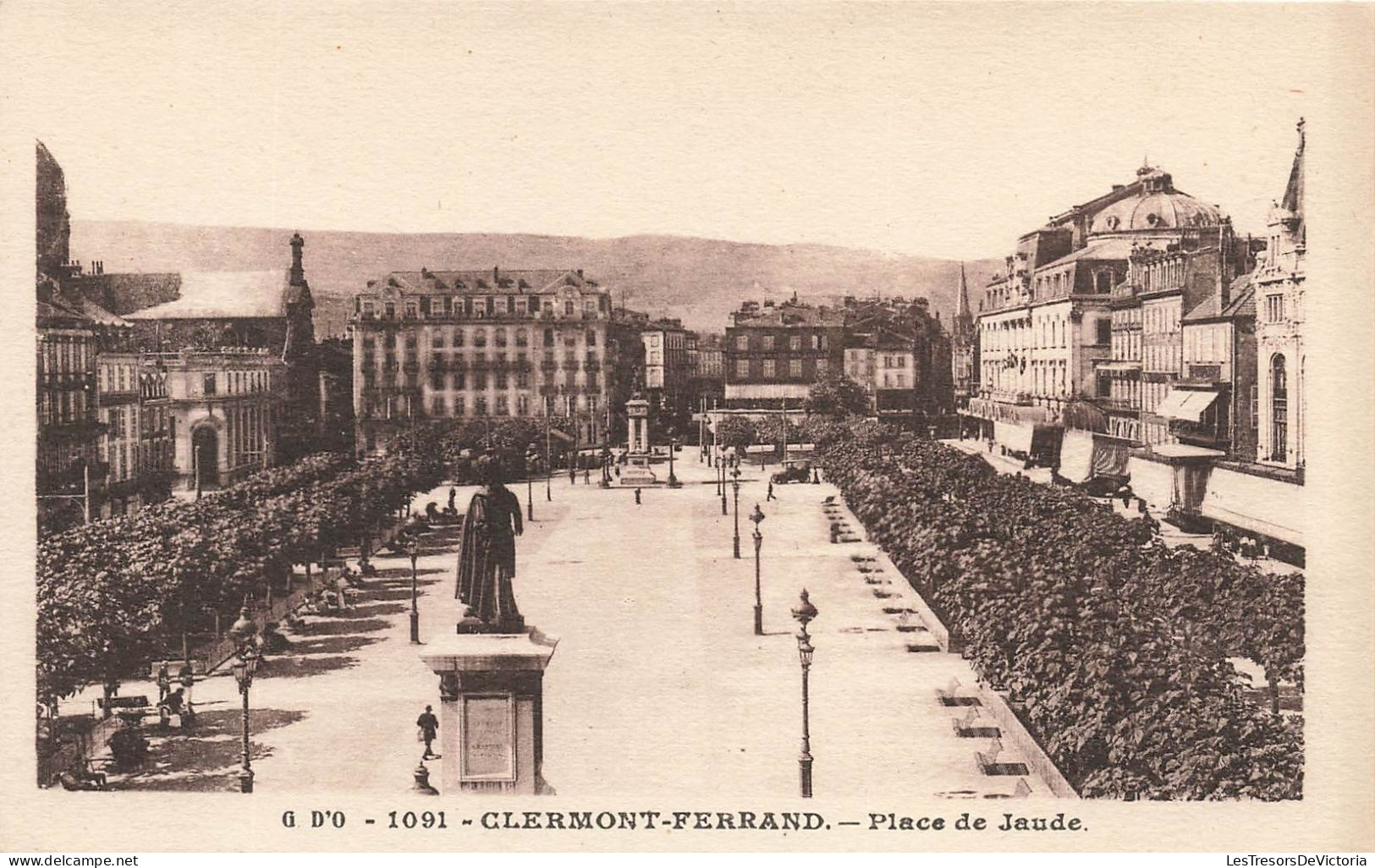 FRANCE - Clermont Ferrand - Place De Jaude - Carte Postale Ancienne - Clermont Ferrand