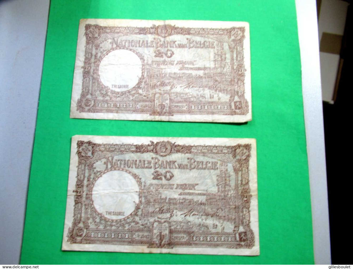 Belgique. 2 Beaux Billets De 20 Francs 1945 Avec Des Dates Qui Se Suivent: 03-01-45 Et 04-01-45. Pas Fréquent. 40 Euros. - 20 Francs