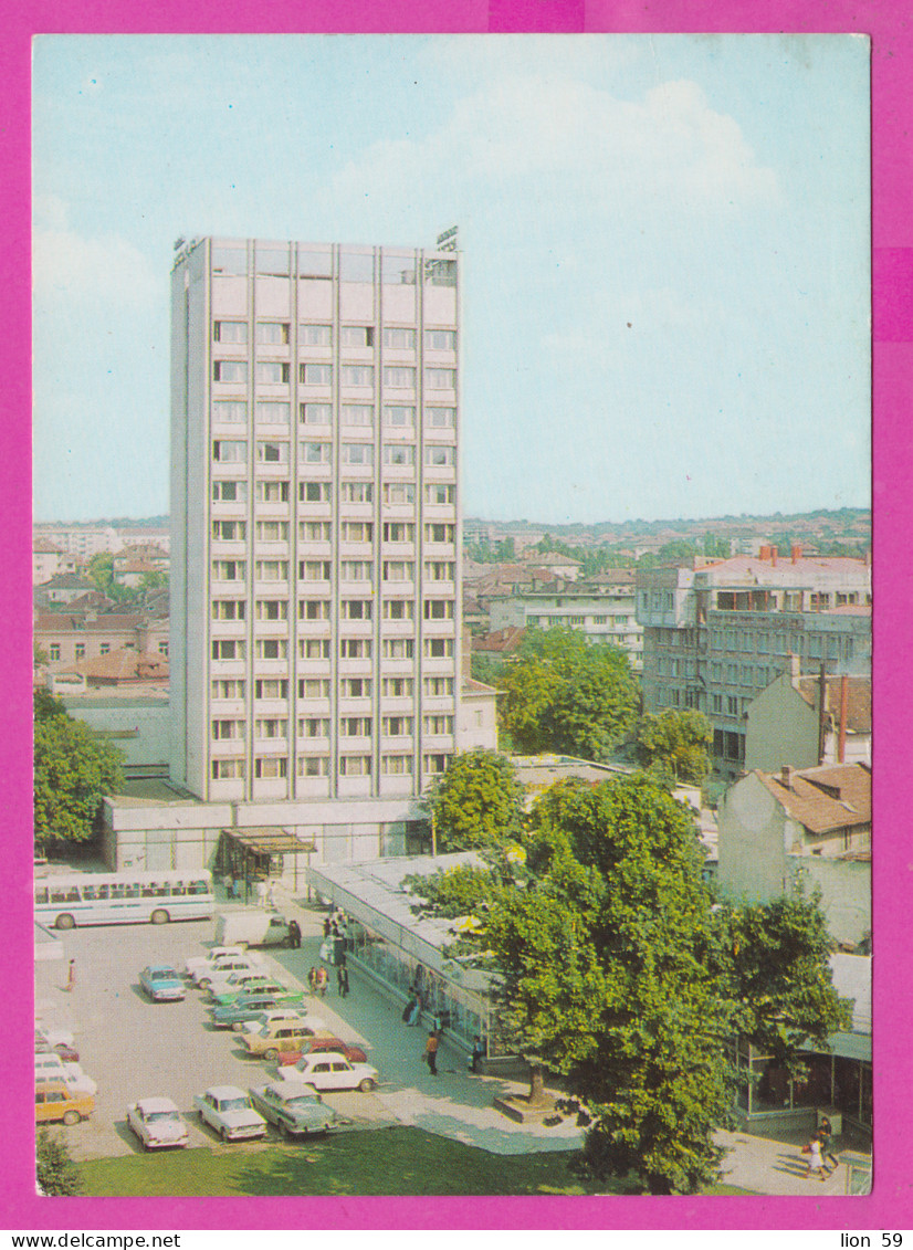 309306 / Bulgaria - Pleven Plewen -  Hotel " Rostov-am-Don" Building Bus Ikarus Parking For Cars 1979 PC Bulgarie - Hotels & Gaststätten