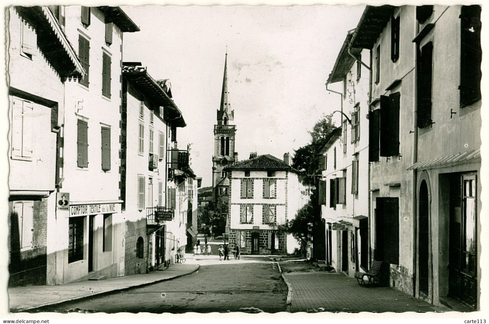 64 - B15145CPSM - HASPARREN - La Rue Montante - Très Bon état - PYRENEES-ATLANTIQUES - Hasparren