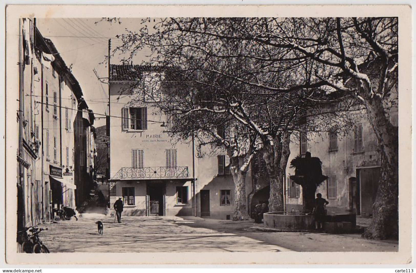 83 - B15960CPSM - SOLLIES TOUCAS - Place Gambetta - Très Bon état - VAR - Sollies Pont