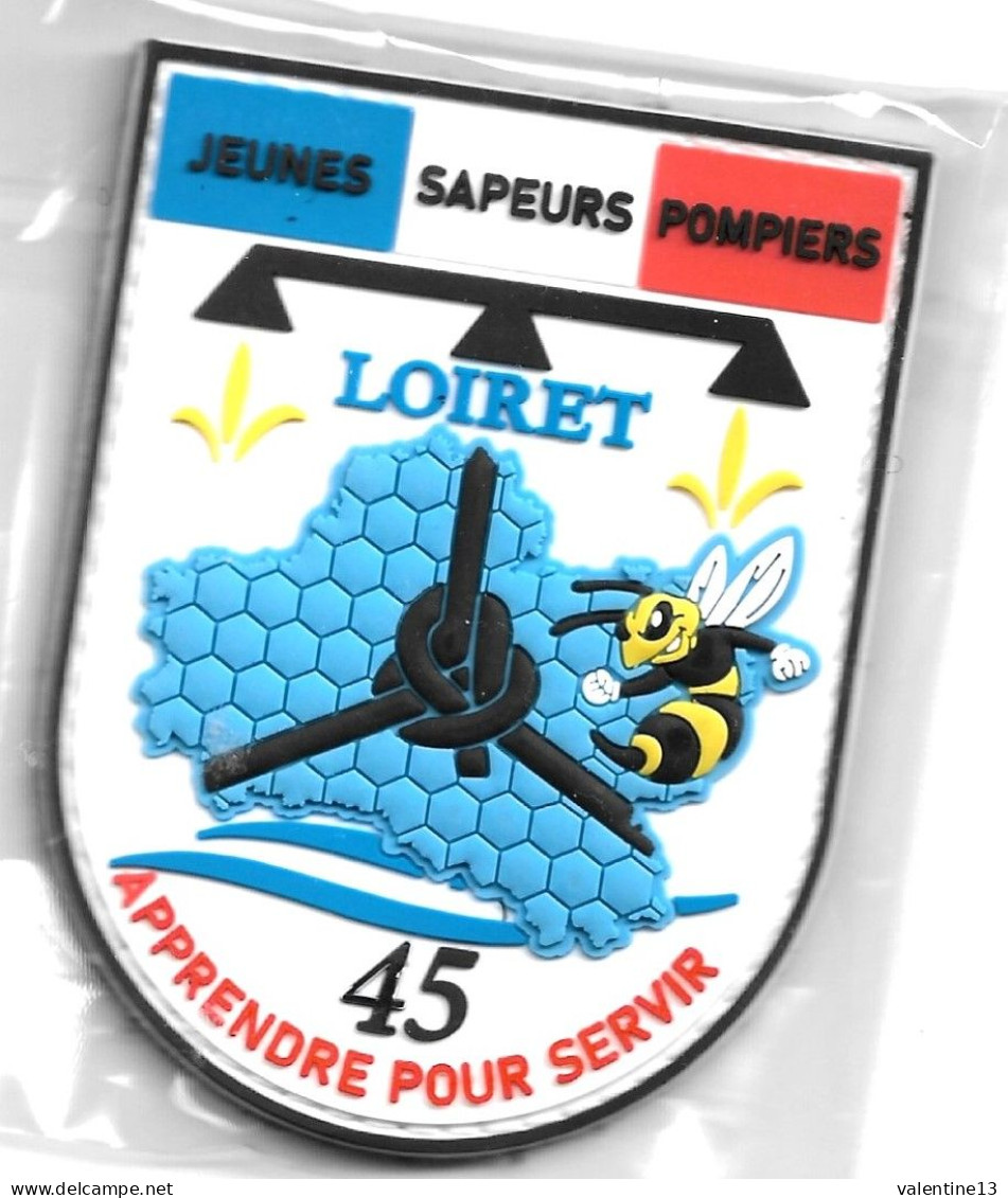 Ecusson PVC SAPEURS POMPIERS JSP LOIRET 45 JEUNES SAPAEURS POMPIERS 45 - Firemen