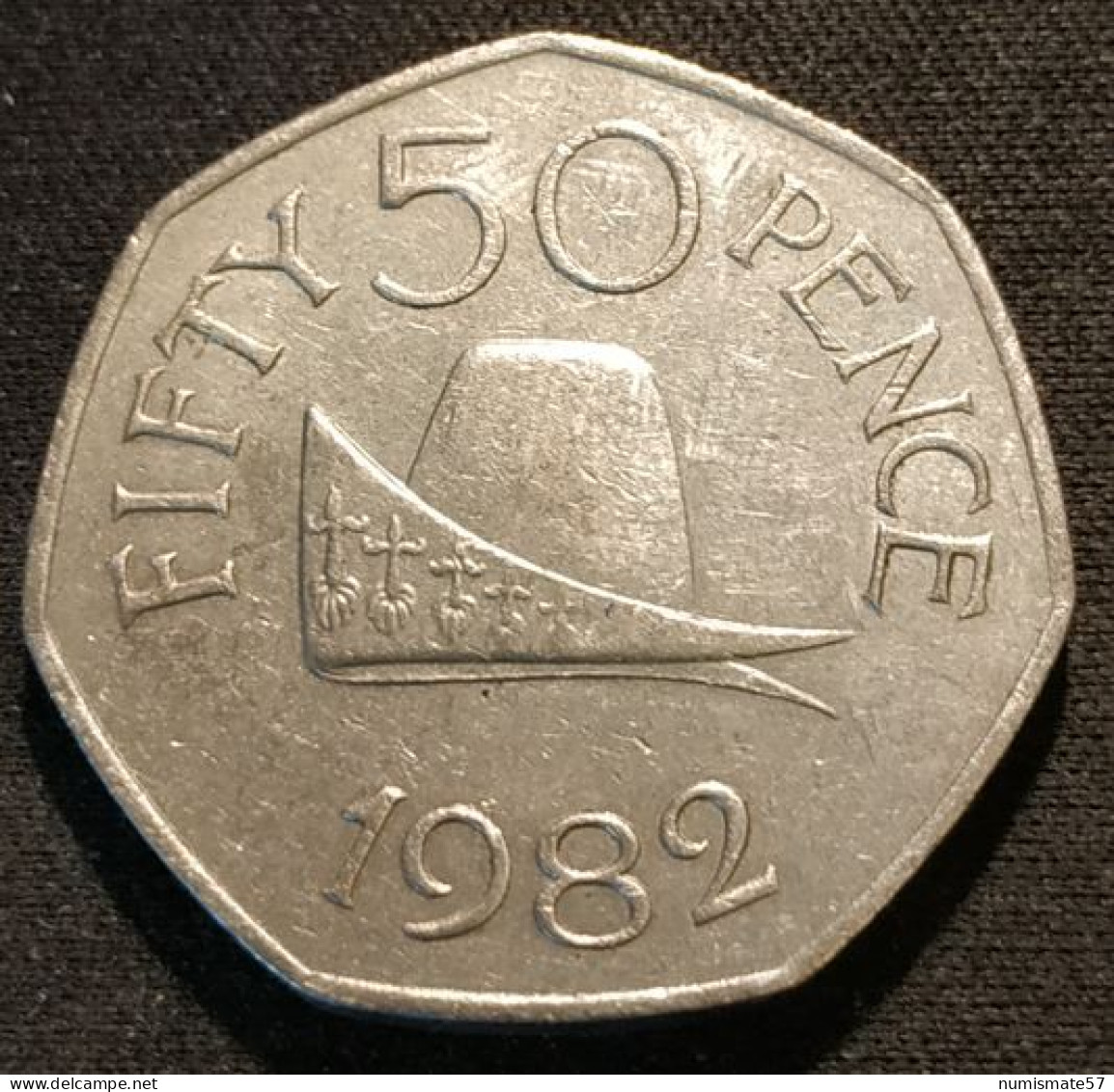 GUERNESEY - 50 PENCE 1982 - Elizabeth II - KM 34 - FIFTY PENCE - GUERNSEY - Guernesey