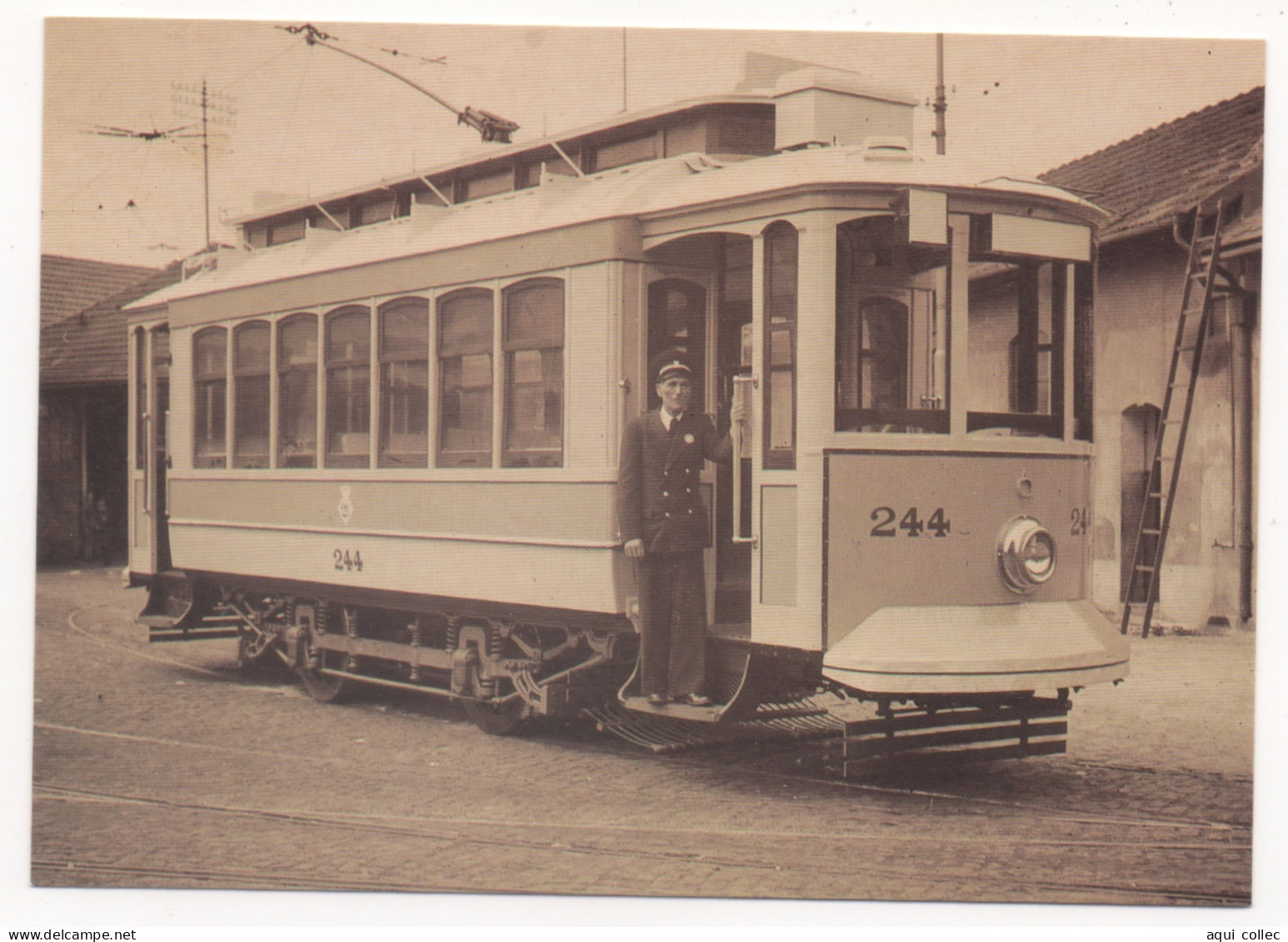 TRAM N°244 MODÉLE "BRILL" À PLATES-FORMES CARRÉES - CONSTRUIT EN 1946 DANS LES ATELIERS C.C.F.P - Strassenbahnen