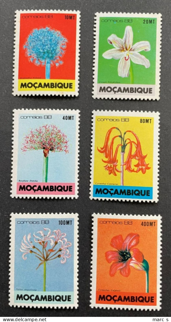 MOZAMBIQUE - 1988 - NEUF**/MNH - Série Complète Mi 1119 / 1124 - YT 1083 / 1088 - FLORE FLEURS FLOWERS - Mozambique