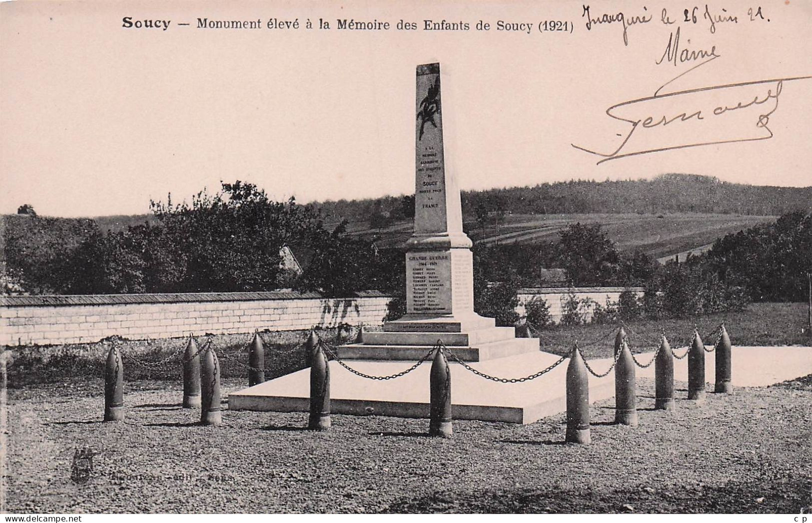 Soucy - Monument Elevé A La Memoire Des Enfants De Soucy - 1921  - CPA °Jp - Soucy