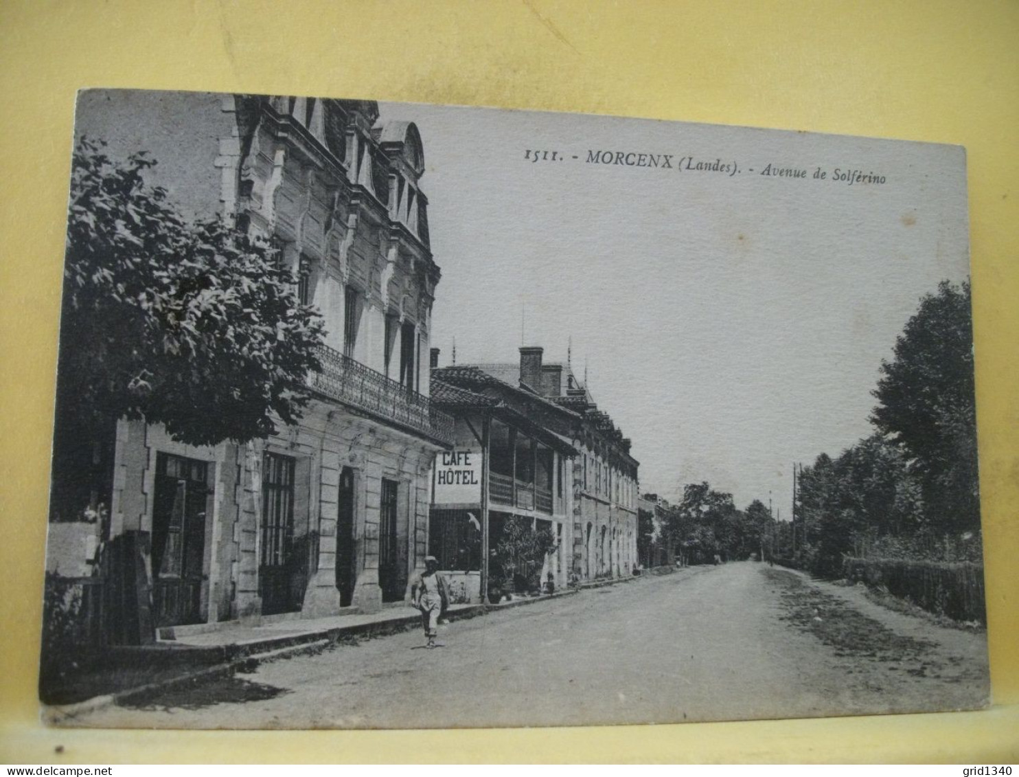 40 2457 CPA 1927 - VUE DIFFERENTE N° 1 - 40 MORCENX - AVENUE DE SOLFERINO - ANIMATION - Morcenx