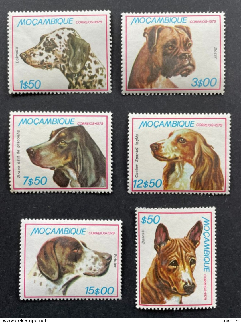 MOZAMBIQUE - 1979 - NEUF**/MNH - Série Complète Mi 725 / 730 - YT 719 / 724 - CHIENS DOGS - Mozambique