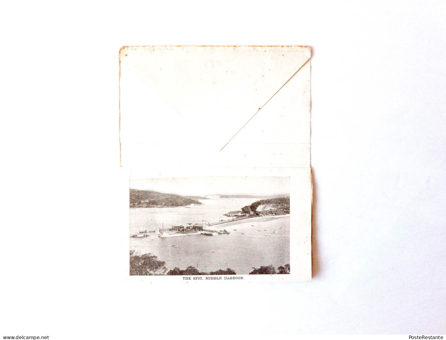 Sydney No. 3 Souvenir, small foldout photo album with black and white pictures, Australian collectible