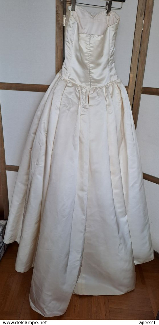 Robe de mariée. Hanae Mori. Taille 40.