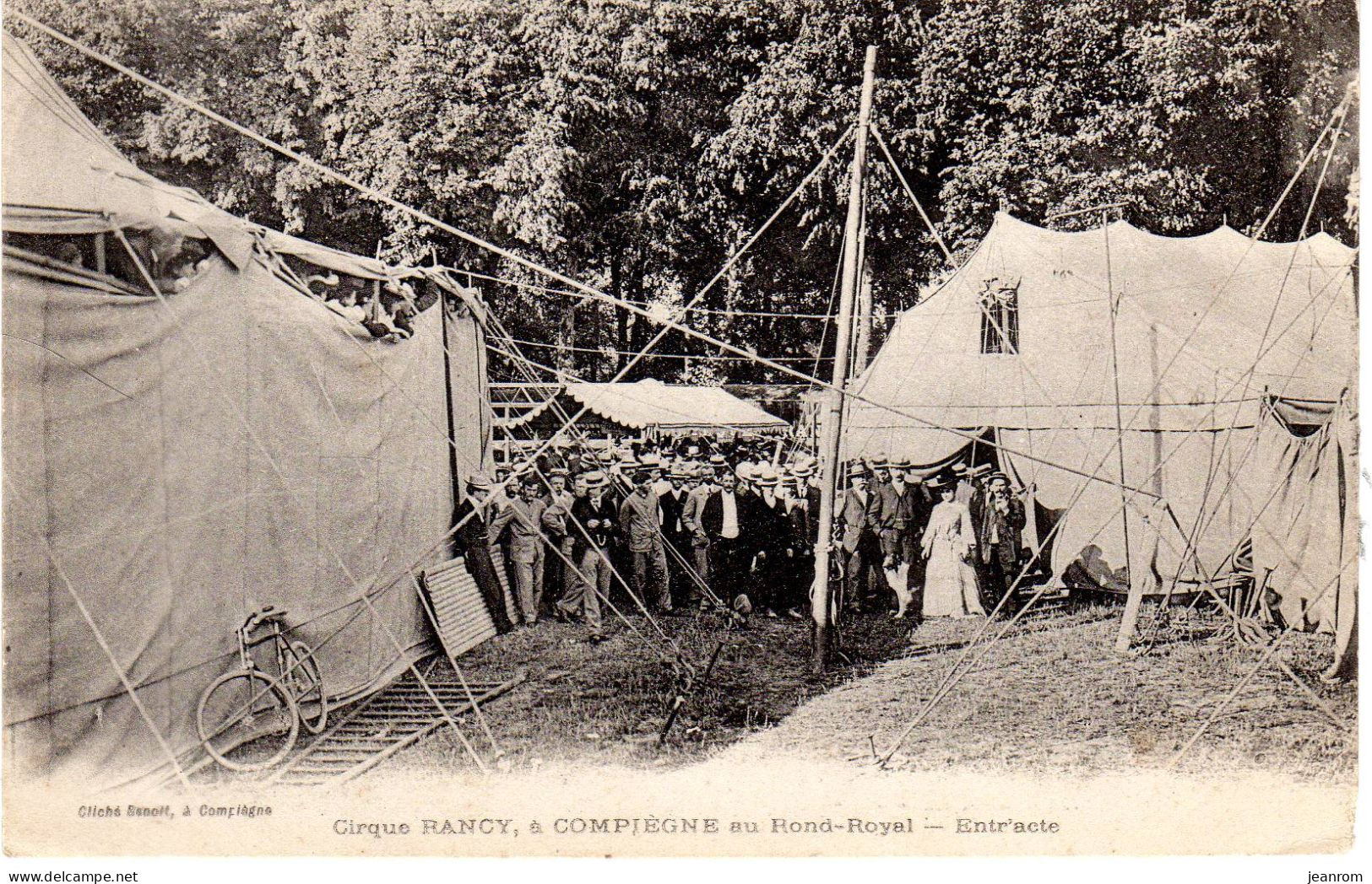 CPA Cirque Rancy à Compiègne Au Rond-Royal : Entracte - Autres & Non Classés