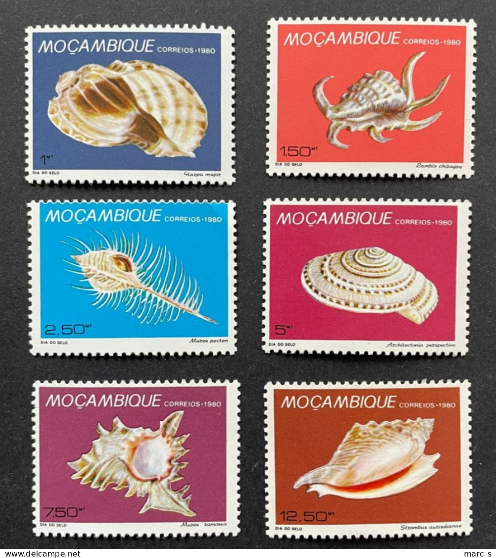 MOZAMBIQUE - 1980 - NEUF**/MNH - Série Complète Mi 779 /784 - YT 773 /778 - COQUILLAGES SHELLS - Mozambique