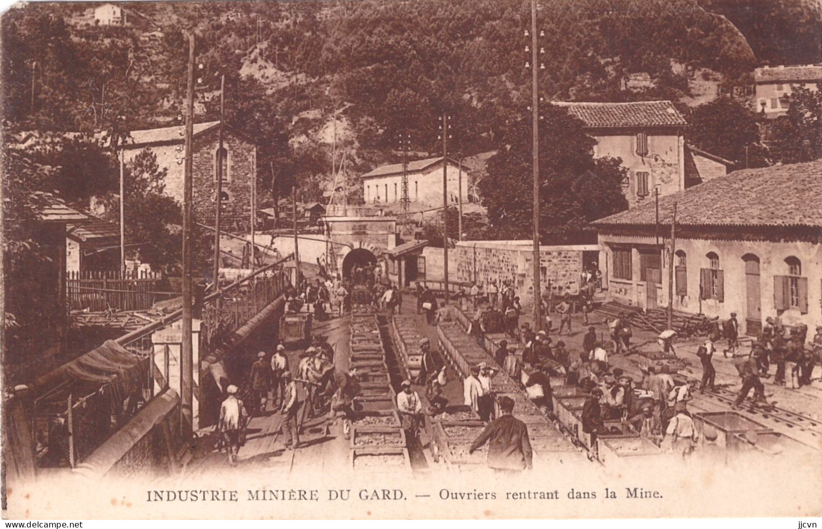 "/"30 - Gard - La Grand Combe - Mines - Houillères Du Bassin Des Cévennes - Ouvriers Entrant Dans La Mine - La Grand-Combe