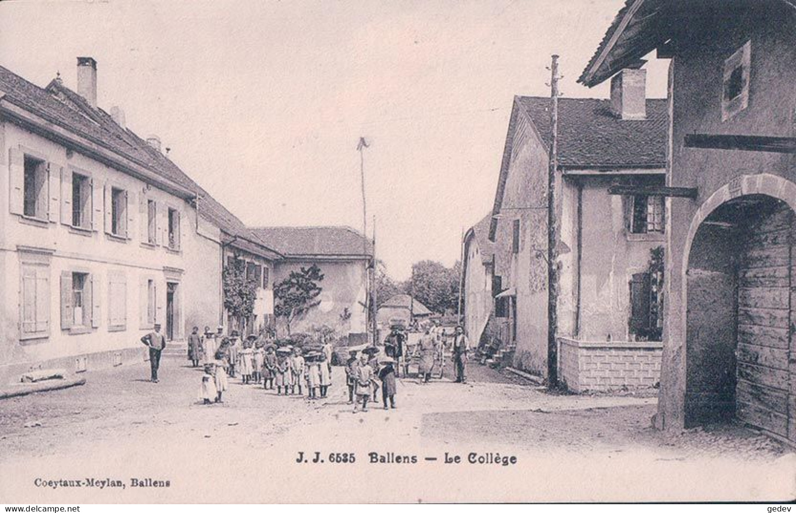 Ballens VD, Ecoliers Devant Le Collège, Rue Animée (6535) - Ballens