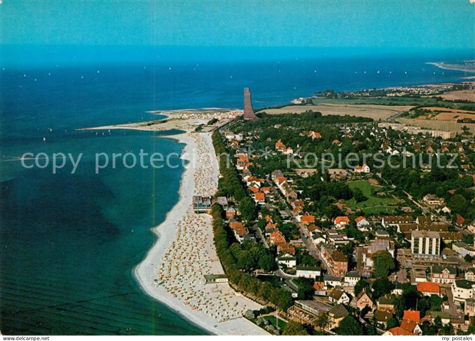 73158998 Laboe Fliegeraufnahme Denkmal Strand Laboe - Laboe