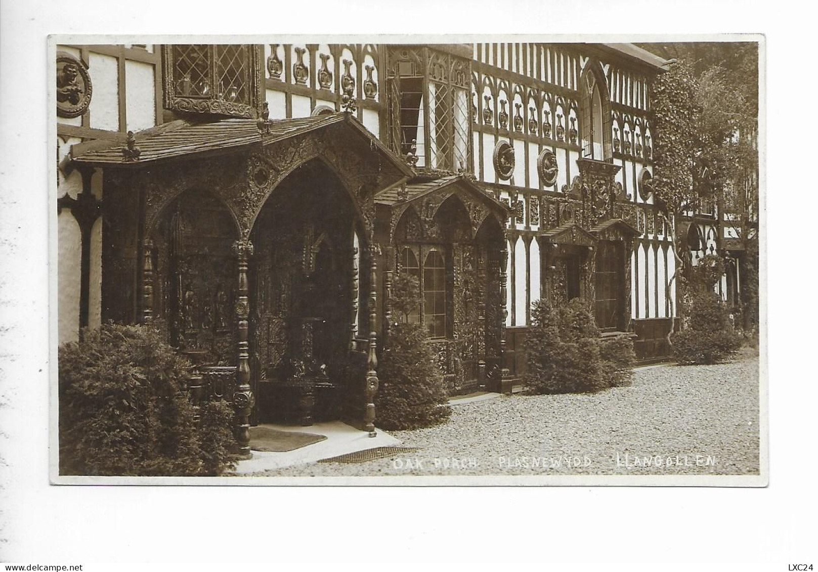 OAK PORCH. PLASNEWYDD. LLANGOLLEN. - Denbighshire