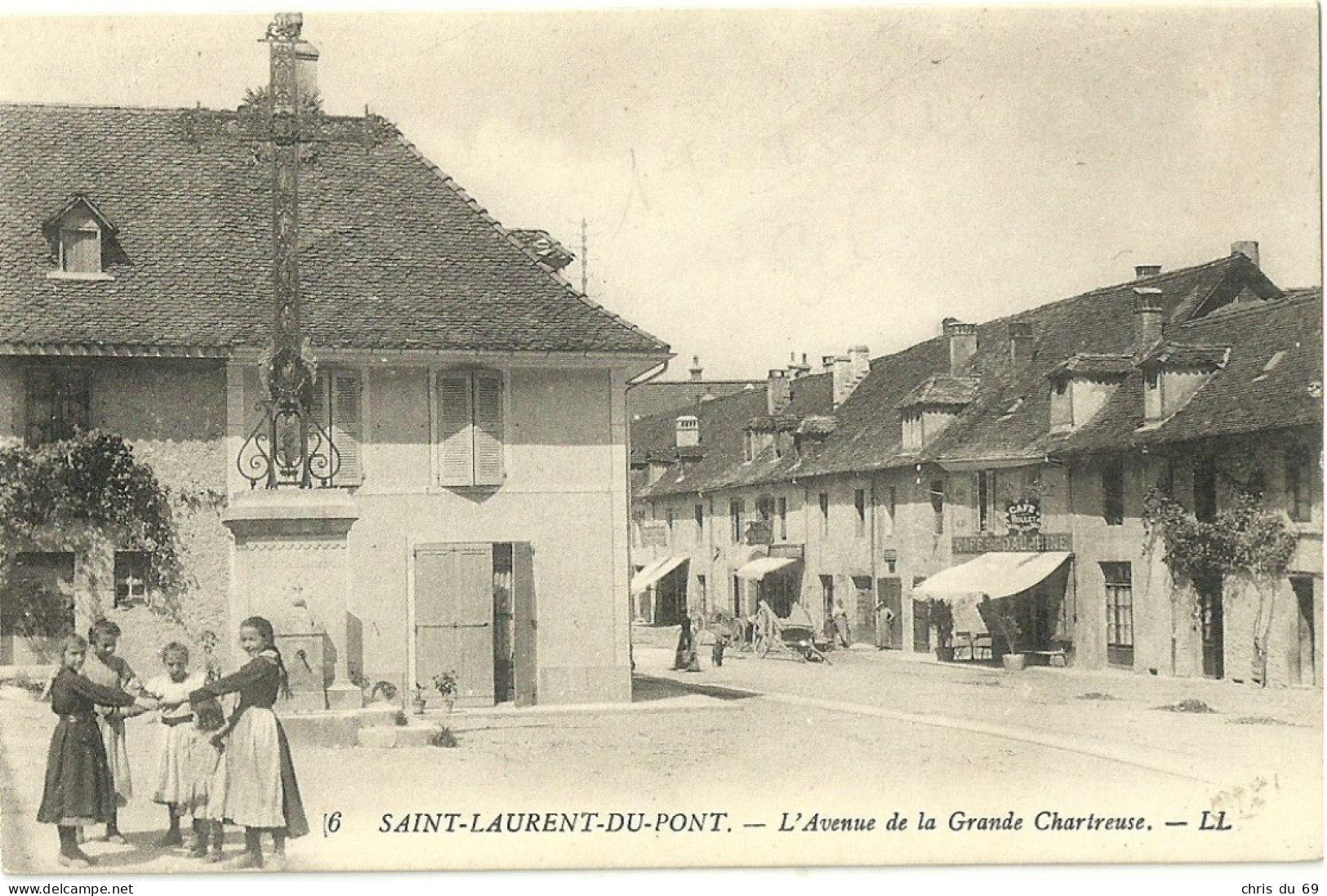 Saint Laurent Du Pont L Avenue De La Grande Chartreuse - Saint-Laurent-du-Pont