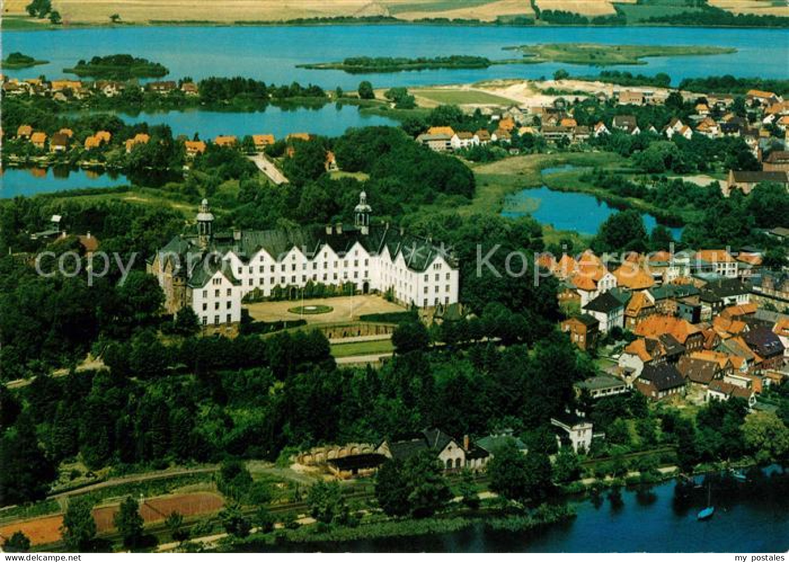 73159833 Ploen See Schloss Seelandschaft Holsteinische Schweiz Fliegeraufnahme F - Ploen