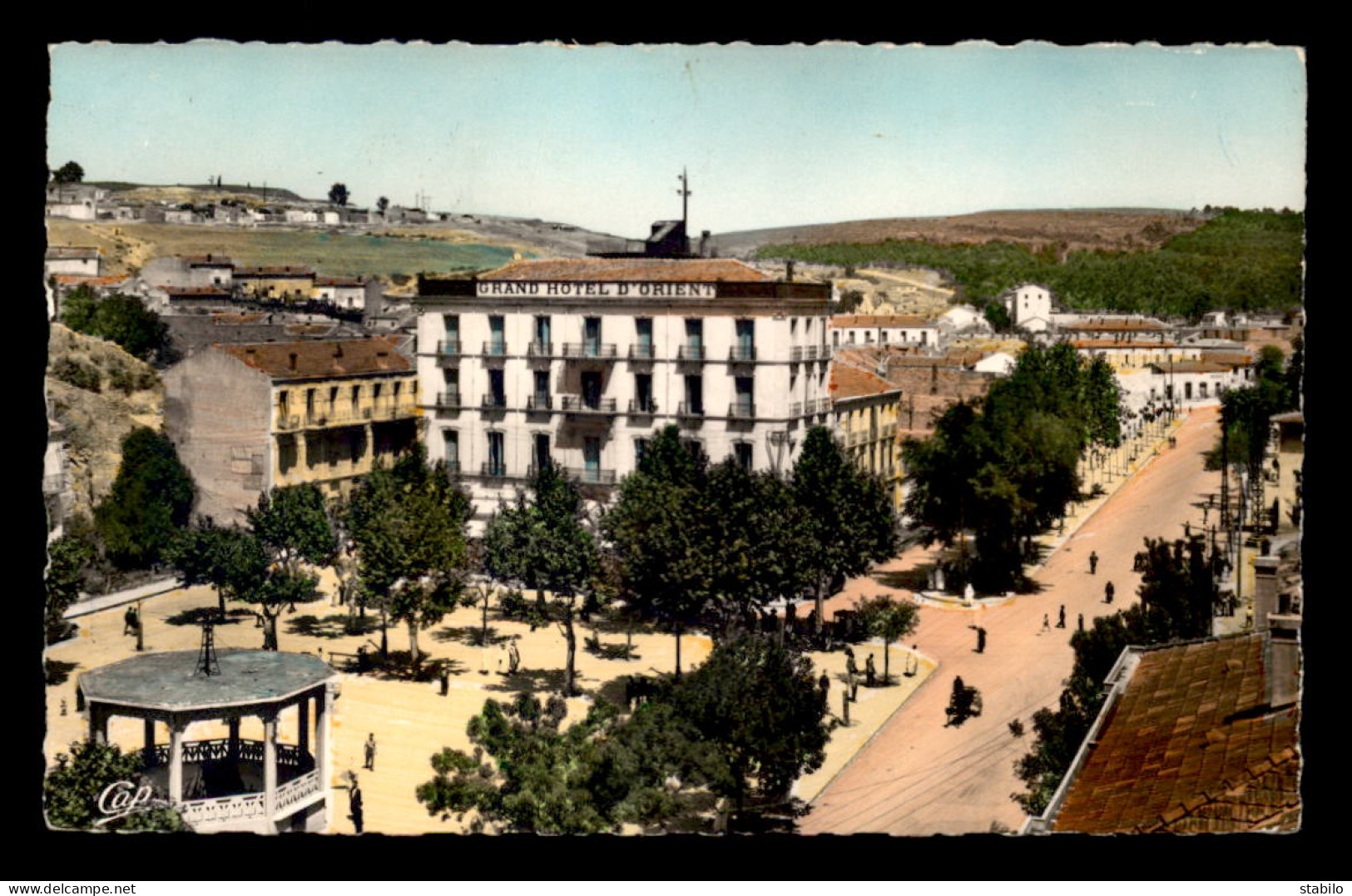 ALGERIE - TIARET - PLACE CARNOT - GRAND HOTEL D'ORIENT - Tiaret