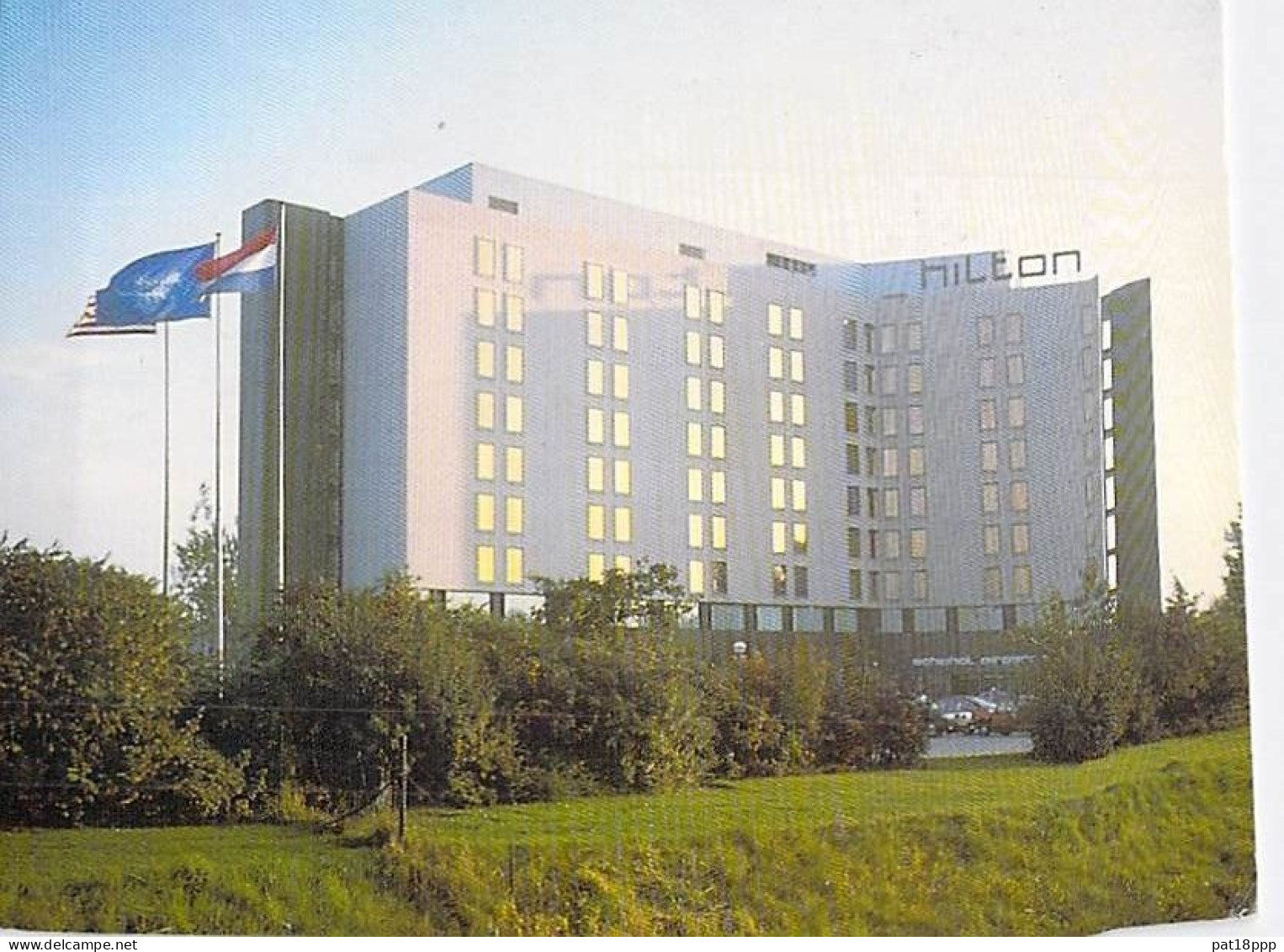 40  CPSM GF : HÔTELS REST. CHAINES INTERNATIONALES (Hilton Sheraton Holiday Inn Novotel Mariott) 0.10 €/carte 1 Doublon - 5 - 99 Cartes