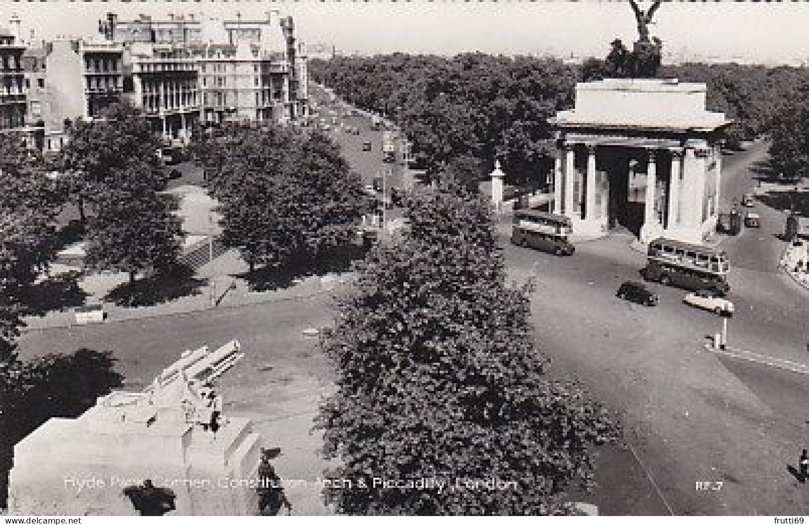 AK 206304 ENGLAND - London - Hyde Park Corner - Constitution Arch & Piccadilly - Hyde Park