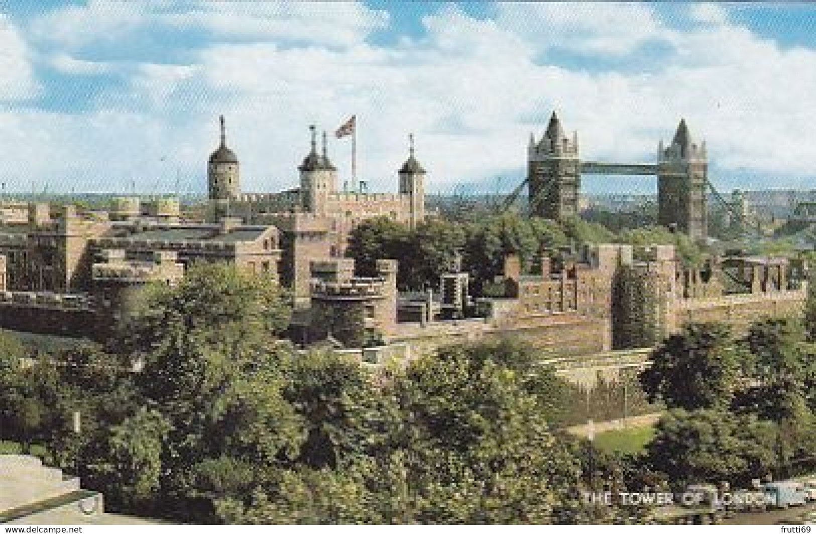 AK 206332 ENGLAND - London - The Tower Of London - River Thames