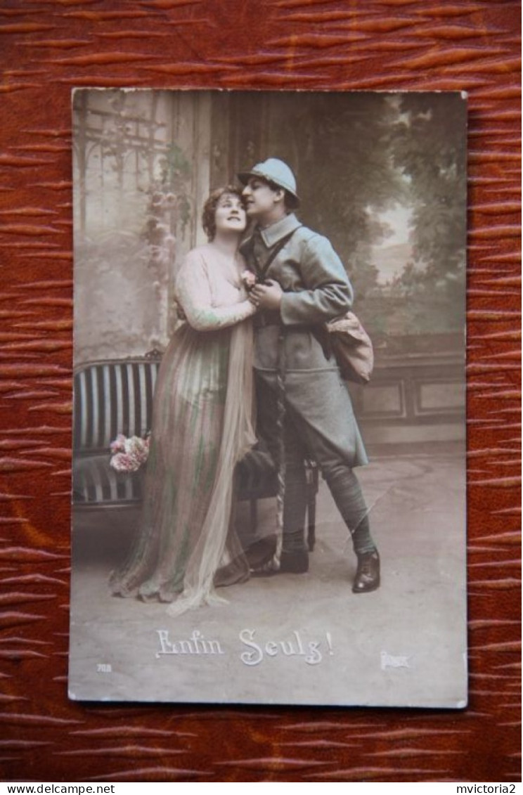 MILITARIA - Patriotique : Couple, Enfin Seuls... - Patrióticos