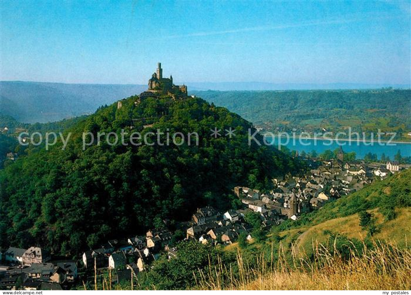 73182573 Braubach Rhein Panorama Blick Auf Die Marksburg Braubach Rhein - Braubach