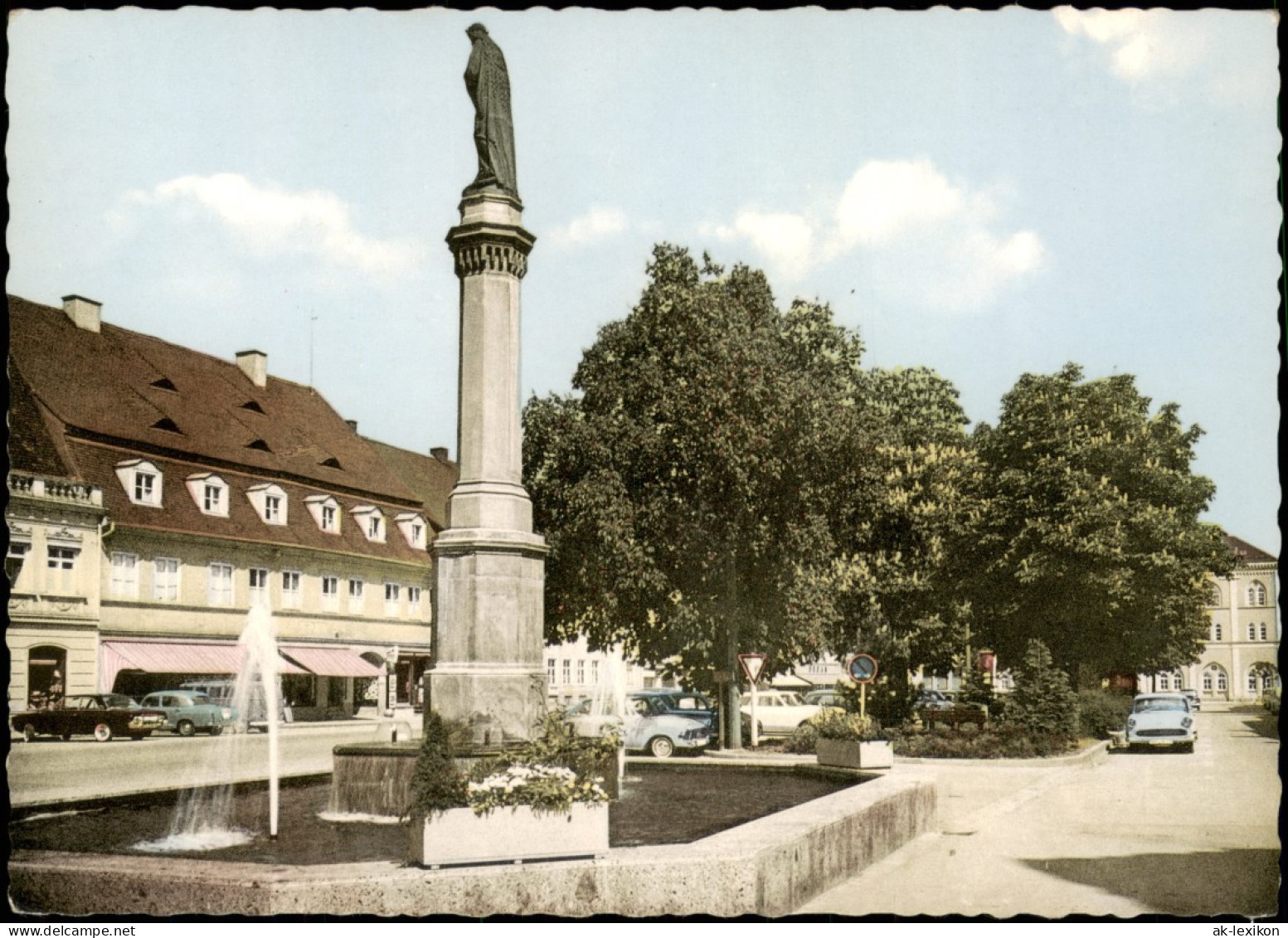 Pfaffenhofen (Ilm) Marienbrunnen Ortsansicht Mit Div. Auto Modellen 1960 - Pfaffenhofen